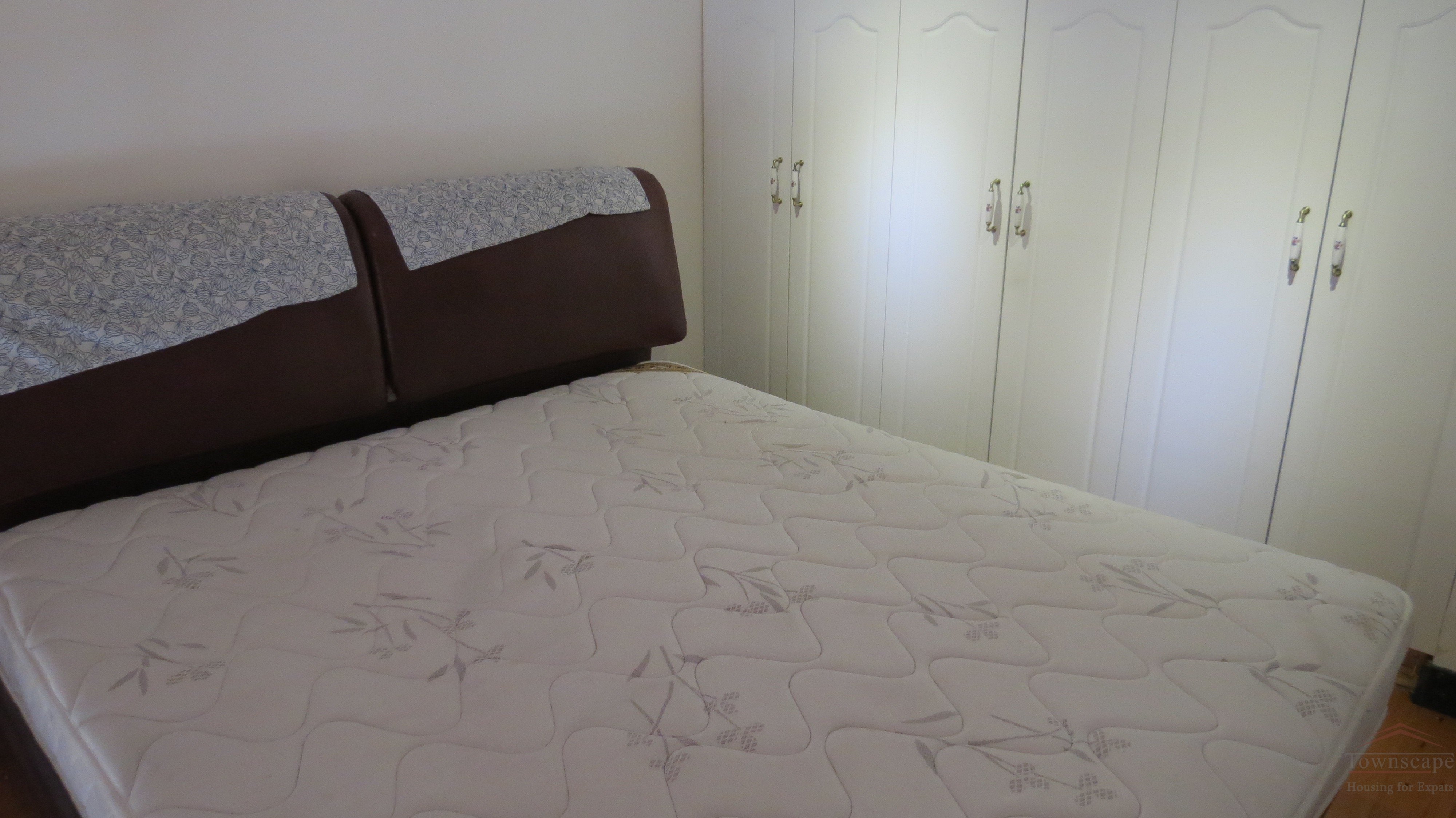  Fantastic 2BR Lane House + Terrace