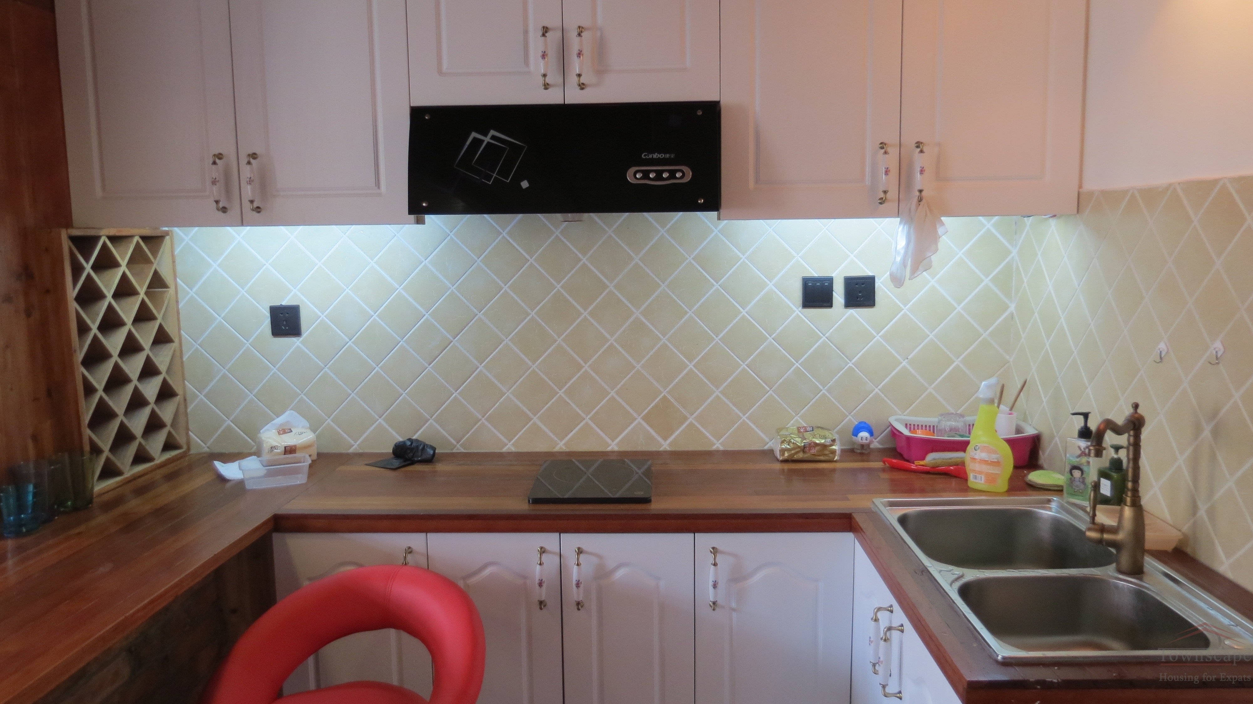  Fantastic 2BR Lane House + Terrace