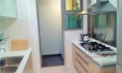 Shanghai moder good kitchen Clean, elegant 2br apt in 8 Park Avenue, Jing’An