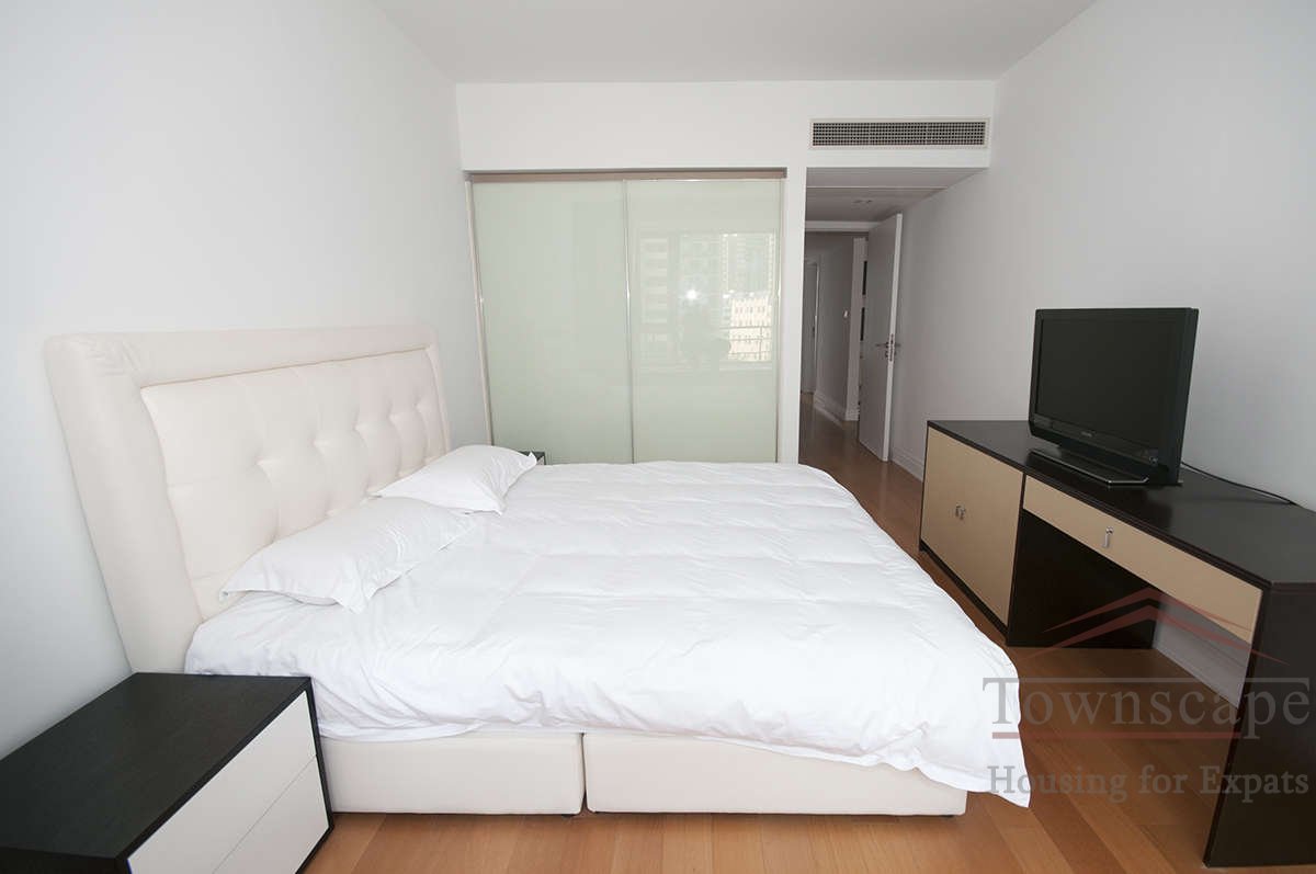 3BR Apartment in shanghai Great 3BR Apartment + Balcony for rent in Xijiahui