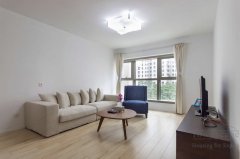 Shanghai modern apartment for rent Bright sunny 3BR apartment for rent in 8 Park Avenue