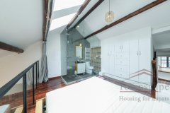 Shanghai renovated apartment Wonderful 2+1BR Lane House for Rent in Jingan on Yuyuan Road