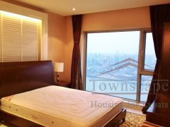 Lujiazui big apartment High floor 5 Bed Apartment in Shimao Riviera Garden