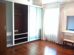 shanghai best compound Spacious Single Bedroom apartment for rent in Ambassy Court