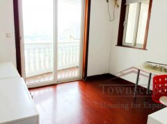 french concession condo Welcoming modern 3BR apartment near iapm