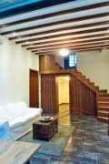 shanghai renovated Beautiful 3BR Lane House on Changle Road, nr iapm