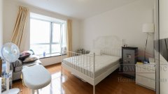 modern apartment shanghai Fantastic 3BR Sunny Apartment, well-priced in Jingan