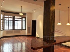 shanghai 3br apartment Well-priced 168sqm, 3BR Old Apt nr S Shanxi Rd