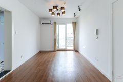 shanghai bright apartment Modernized 3br duplex apartment on high floor with nice view over Shanghai