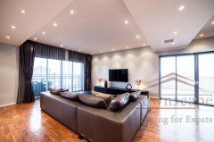 lujiazui apartment Fabulous Luxury Apartment for Rent in Yanlord Garden