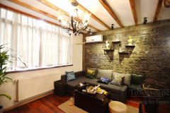 Shanghai Lane House Feel Good Apartment in old townhouse on Ruijin Yi Rd