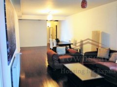 shanghai homey apartment Homey 3BRs Apartment near Xiangyang Park in Former French Concession