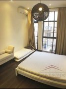 Shanghai house with 4 bedrooms Old townhouse with terrace in South Jingan