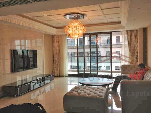 Great Mansion Qingpu 4br apartment High quality 4br apartment, away from the hustle and bustle in Qingpu