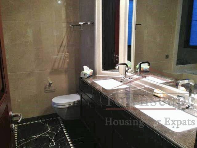 reasonably priced high quality apartment in shanghai High quality 4br apartment, away from the hustle and bustle in Qingpu
