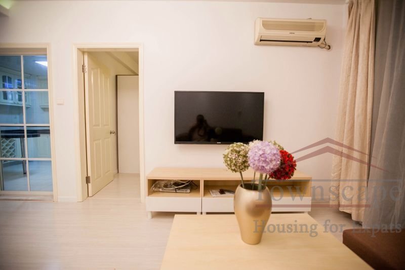 zhongshan park apartment Neat 1BR Apt, big kitchen, in Regents Park, Zhongshan Park