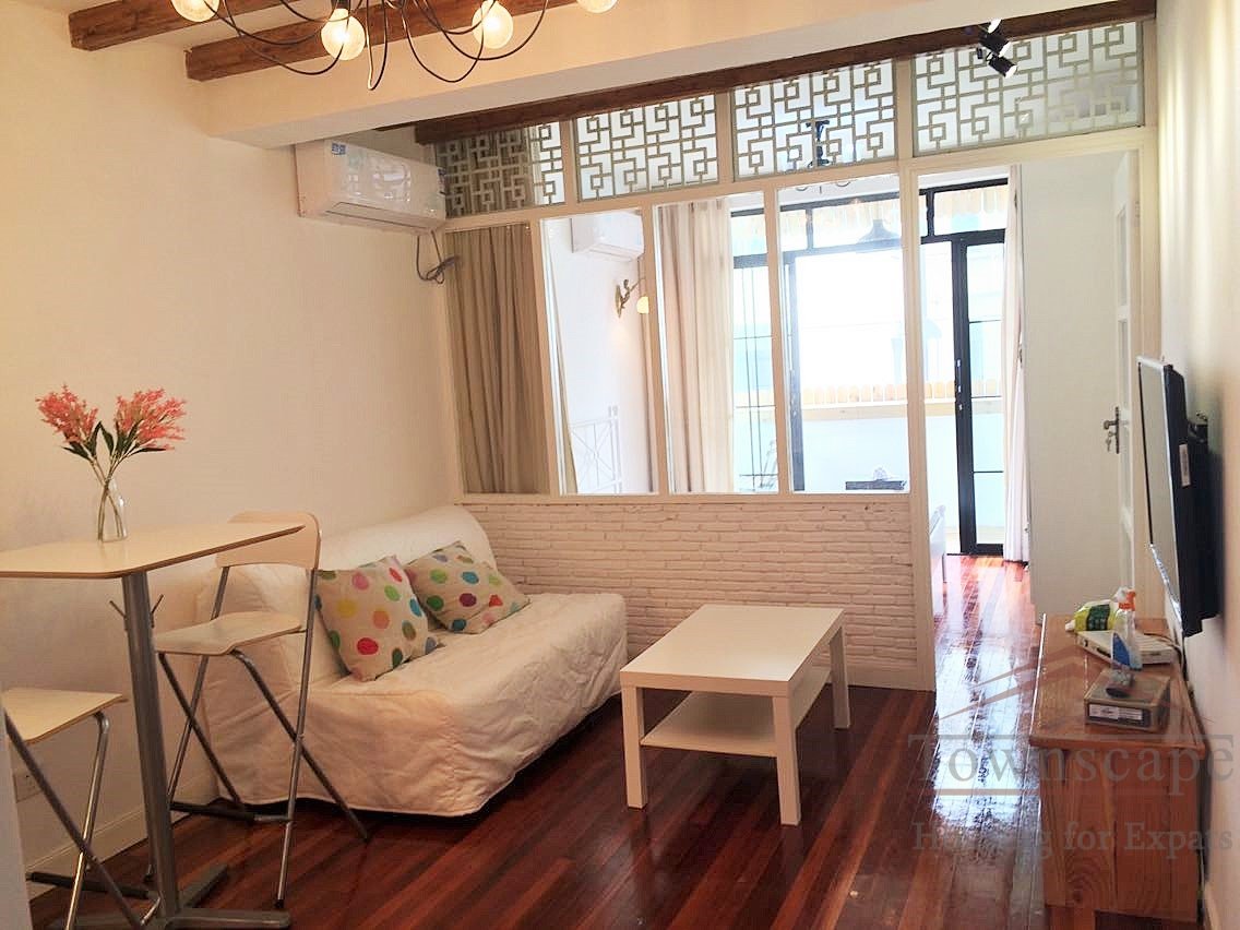 1br apartment in xuhui Renovated 1BR Apartment with Balcony nr Jiashan Road Metro (L9)