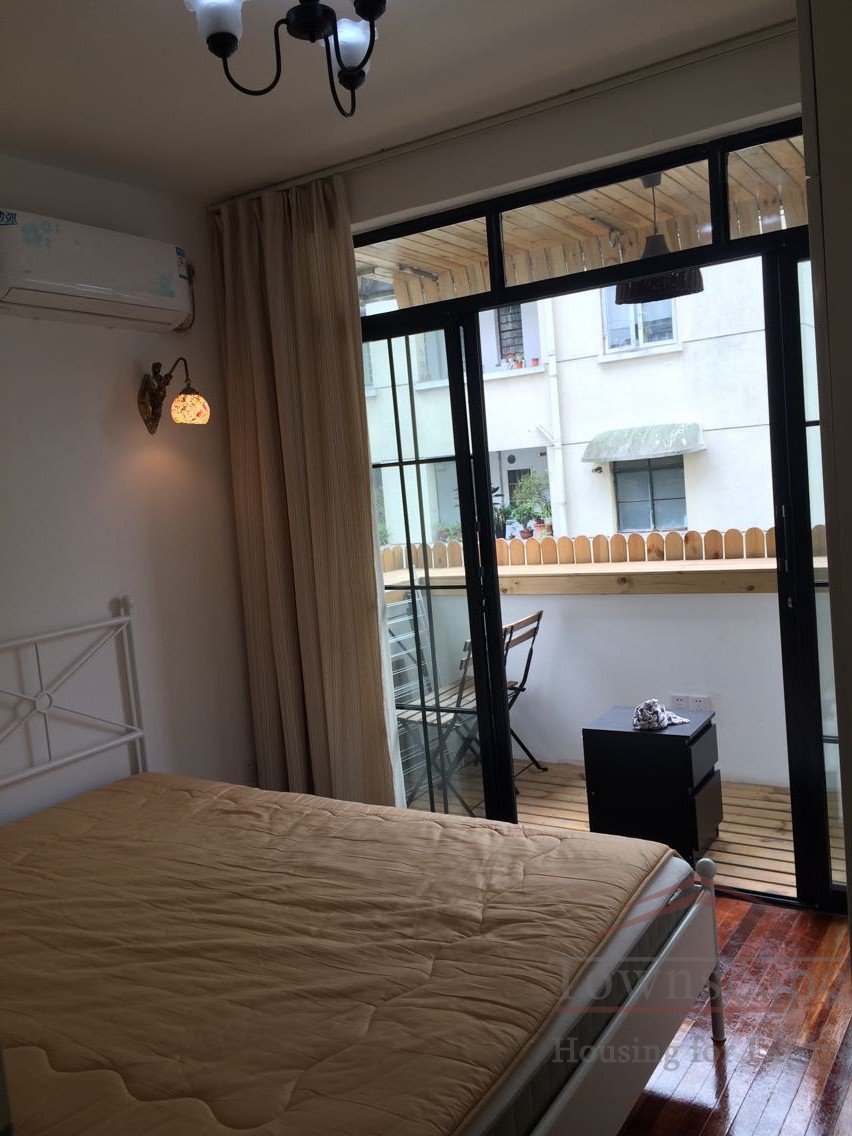 1br apartment in shanghai Renovated 1BR Apartment with Balcony nr Jiashan Road Metro (L9)