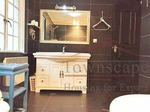  Renovated 100sqm Duplex Apartment with 1 Bedroom nr Shanghai Library