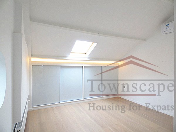 french concession apartment Perfect Modernization: 3BR Lane House w/ Roof Terrace at IAPM
