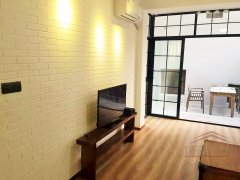  Modernized 1BR Apartment with 35sqm patio nr Changshu Rd