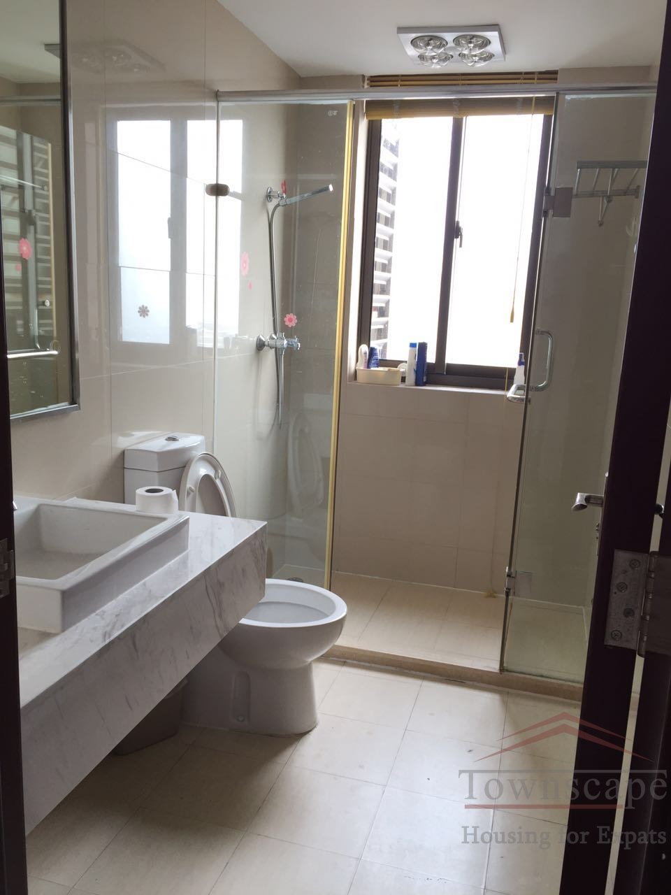  Modern 3BR Apartment for rent in Jingan Elites Tower