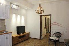  2BR Lane House with 150m² garden for rent nr Jiangsu Rd Metro station