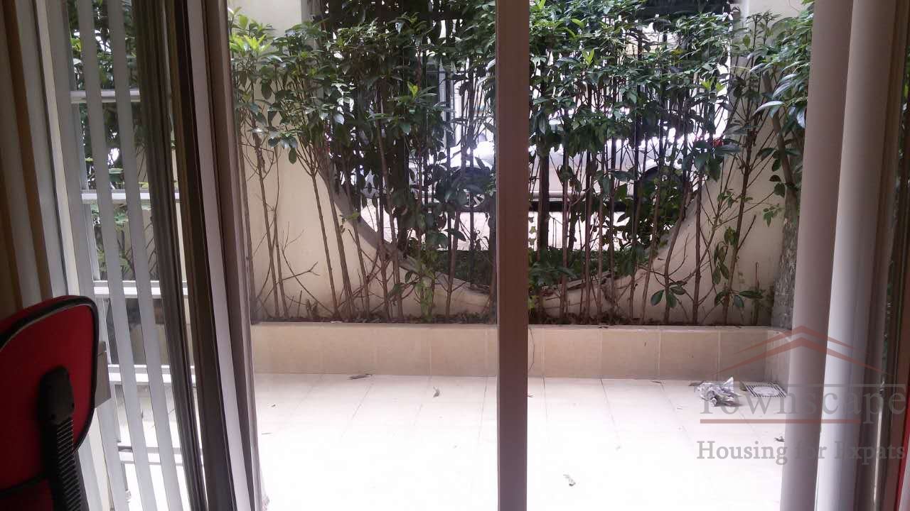  2.5BR Apartment with Garden for rent at West Nanjing Rd