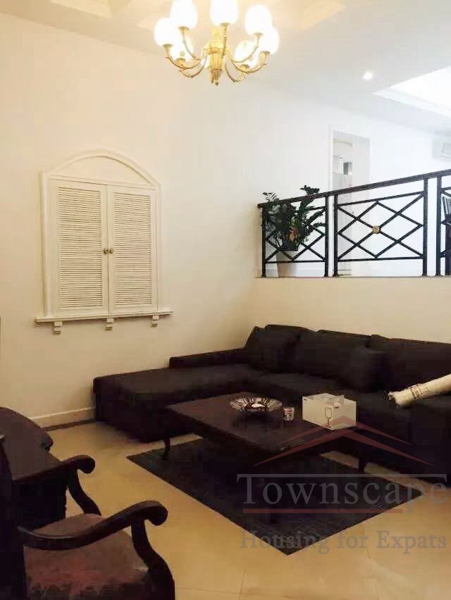  Duplex Condo for rent with 3BR, 170sqm at Jiashan Road Metro (M9, M12)