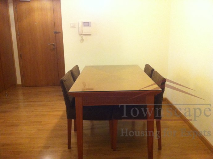  One Park Avenue 3BR Apt incl clubhouse membership