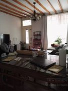  4BR Lane House w/ Terrace and Yard on South Wulumuqi Road