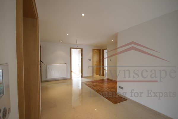  Unfurnished Luxury Apartment in Sinan Mansions, parking included