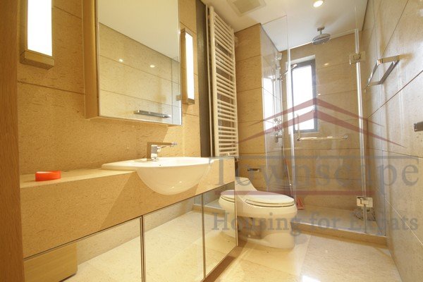  Unfurnished Luxury Apartment in Sinan Mansions, parking included