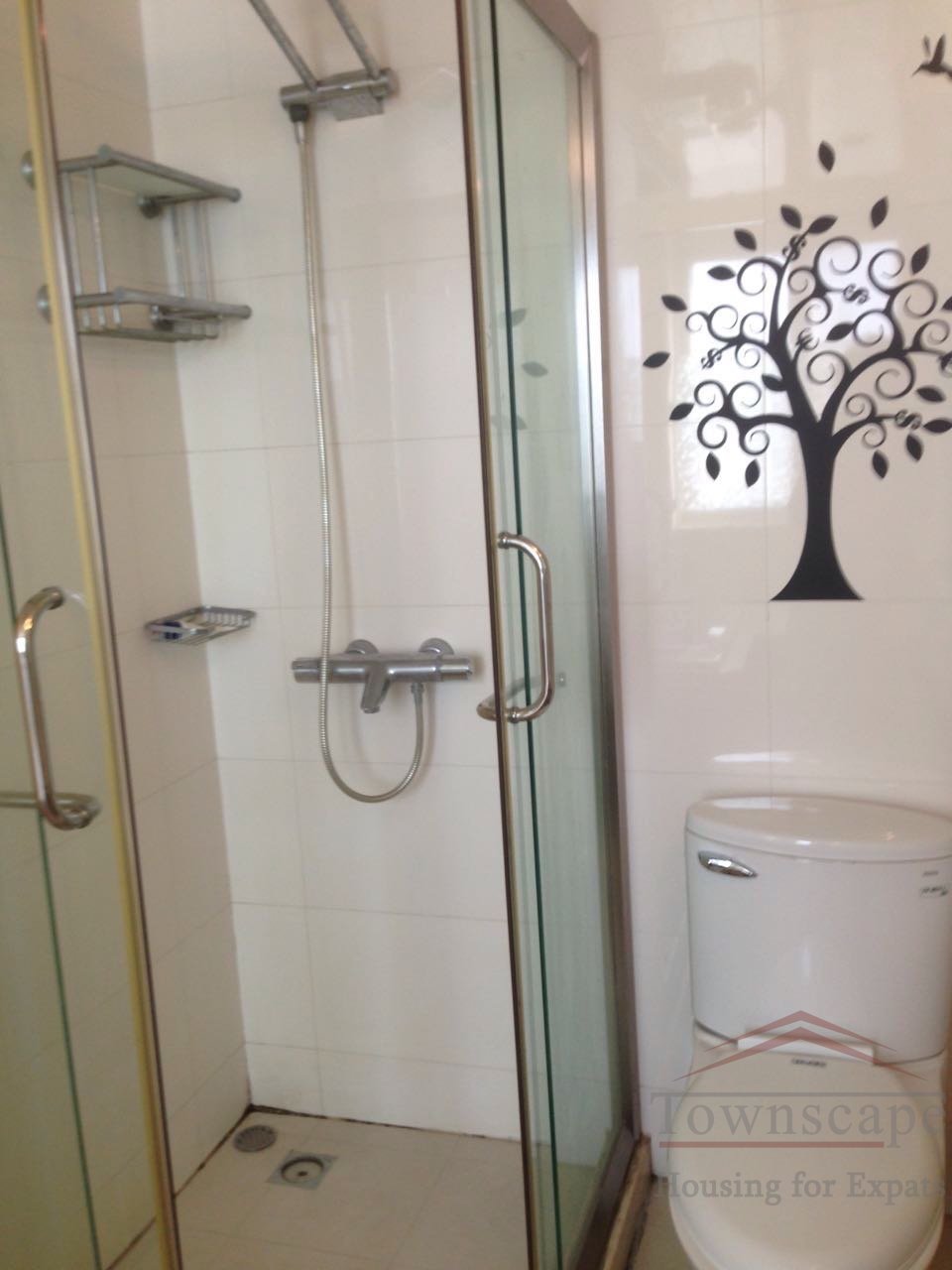  3BR 167sqm Apt at Jiashan Road Metro (Line 9 and 12)