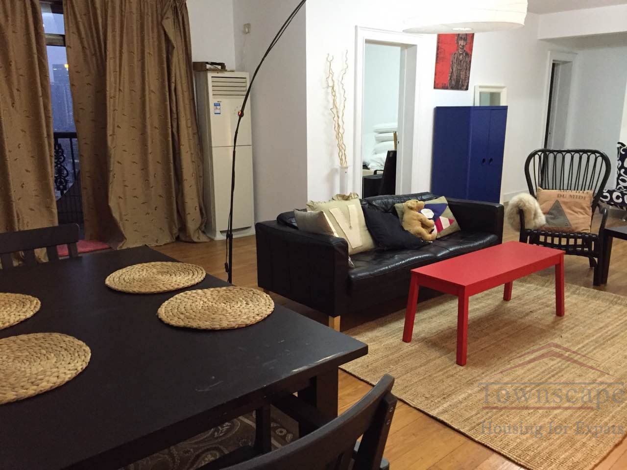  High-floor 2BR Apartment w/ balcony besides Dapuqiao