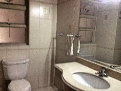  Sunny 3BR Apartment for rent near Jiangsu Rd Metro