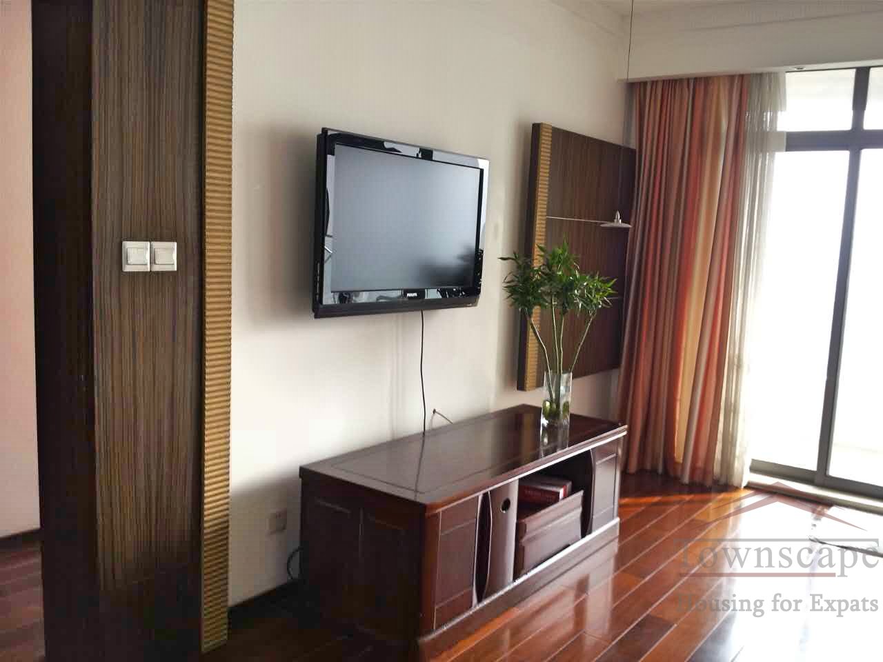  Top of City 3BR Apartment for rent in Shanghai Downtown