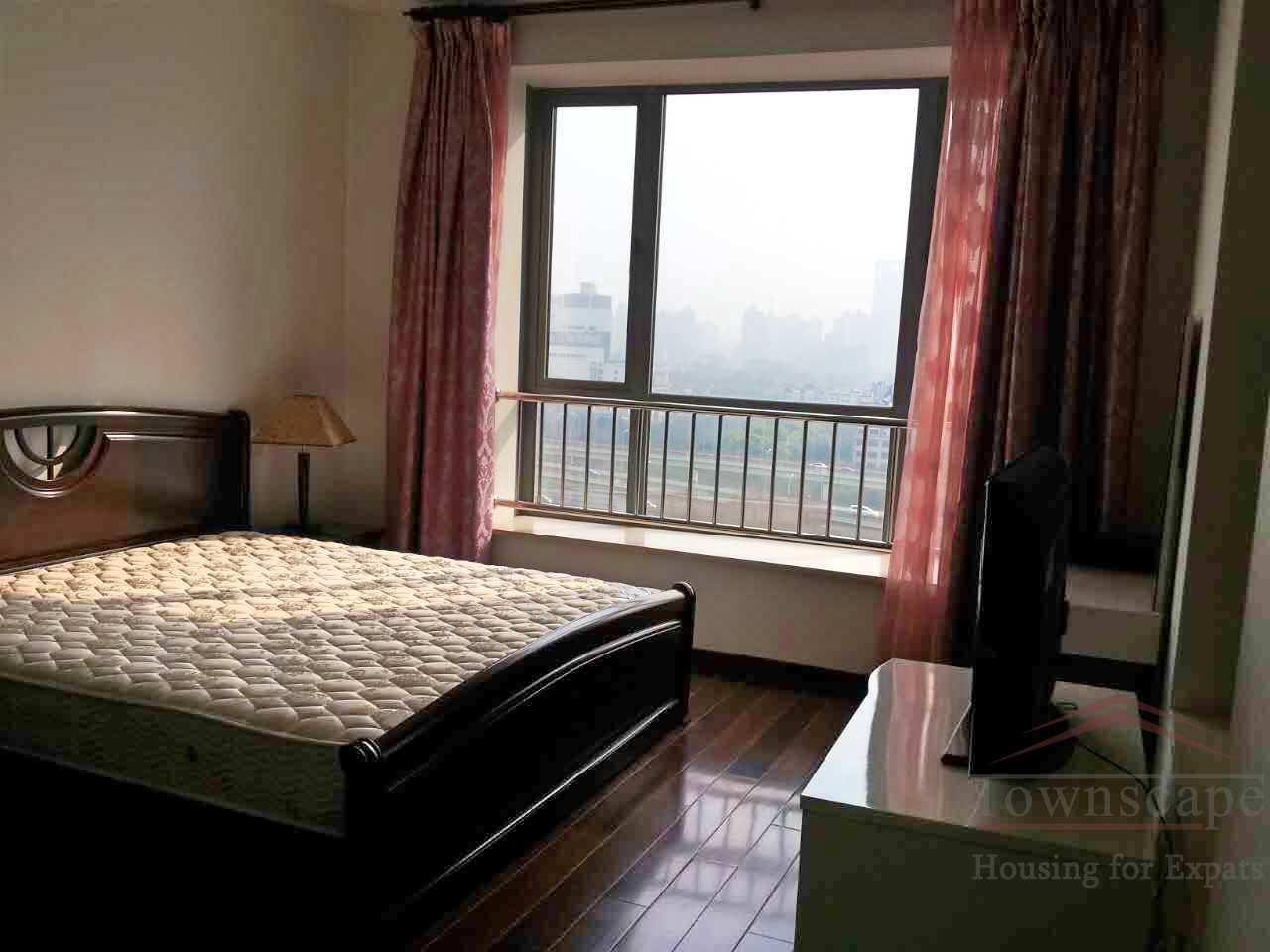  Top of City 3BR Apartment for rent in Shanghai Downtown