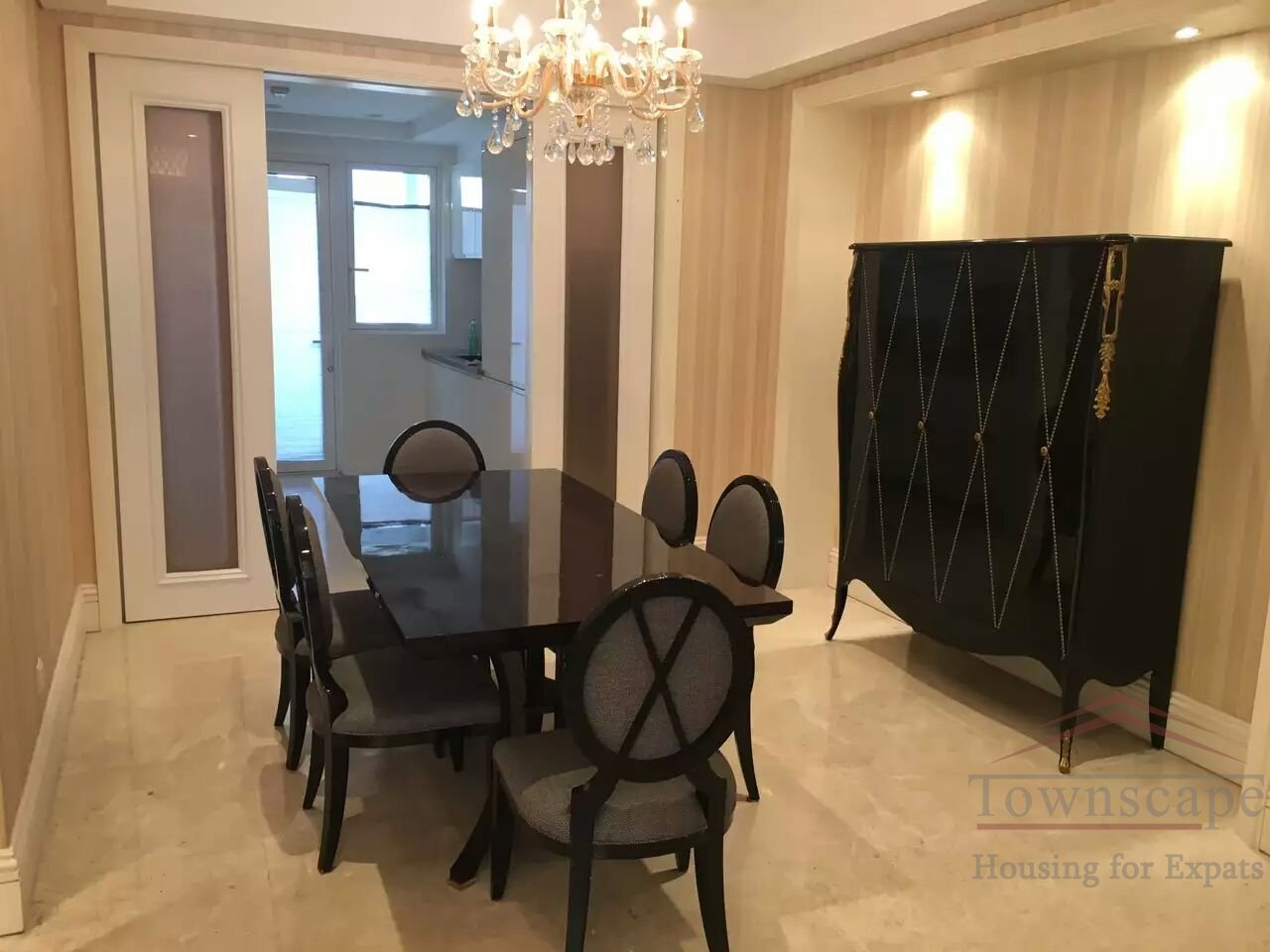 shanghai apartment floor heating Luxury 3BR Apartment for Rent at City Castle, Jing