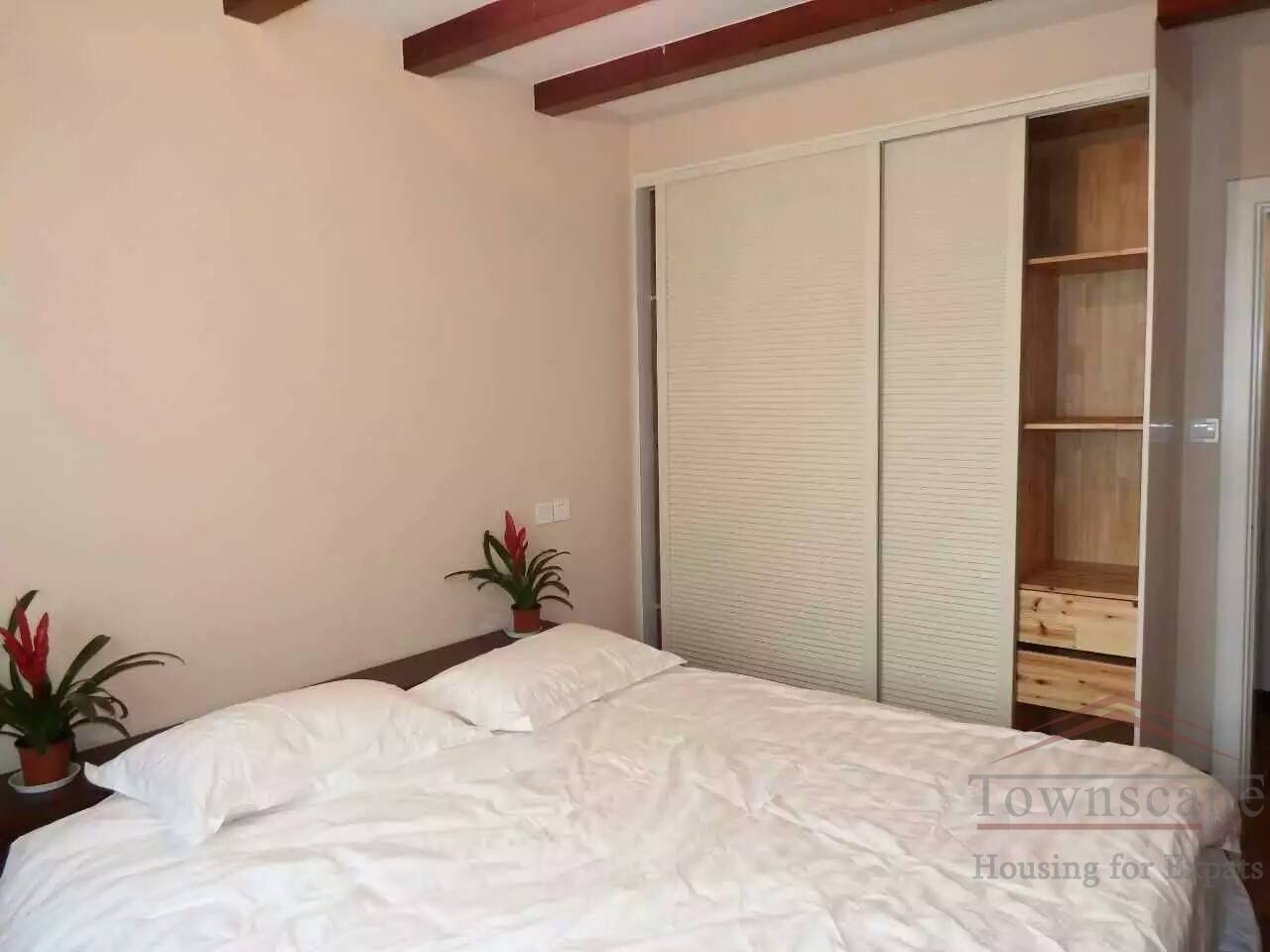 French concession 2br lane house Comfy 2BR Old House Apartment for rent on Jianguo Rd nr Metro 9 & 12