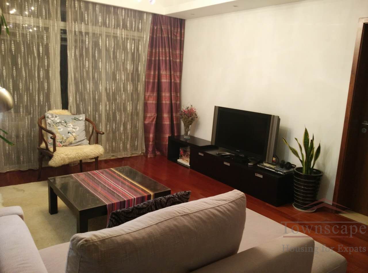 3br apartment for rent shanghai Comfortable 3BR Apartment for rent nr Jiashan Rd Metro (9 & 12)