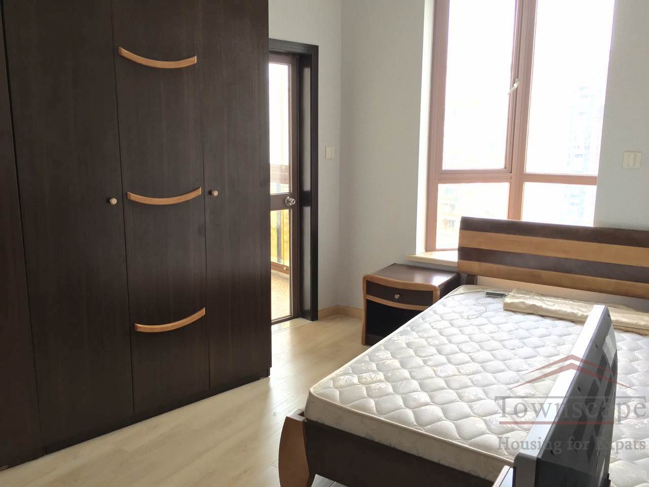 Gubei 4br apartment Spacious 4br family apartment in Gubei