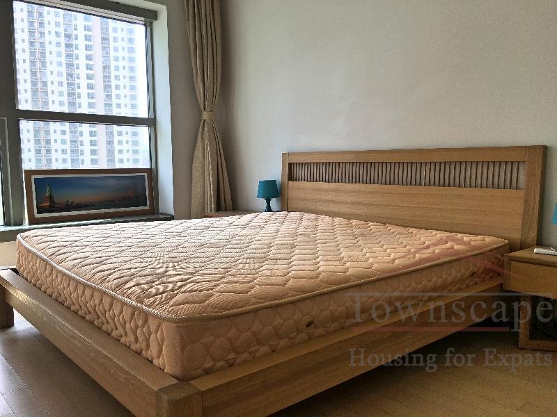 Eight park avenue shanghai Sunny 2BR Apartment for rent in Eight Park Avenue nr Jingan Temple