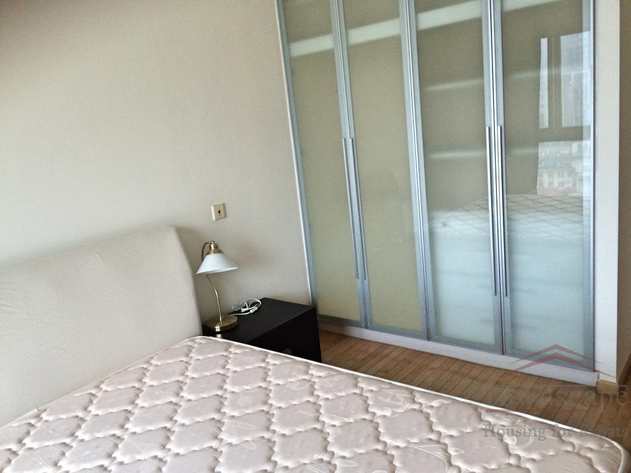 Shanghai 3br apartment 3BR Apartment nr Jingan Temple, clubhouse included