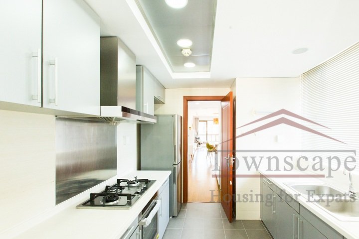 New Westgate Garden Shanghai apartments Bright and modern 3BR Apartment for rent at Laoximen (Metro 8&10)