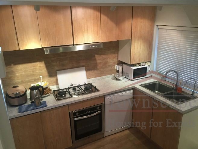 Shanghai lane house for rent Modernized 2BR Lane House w/ Court Yard on Julu Road