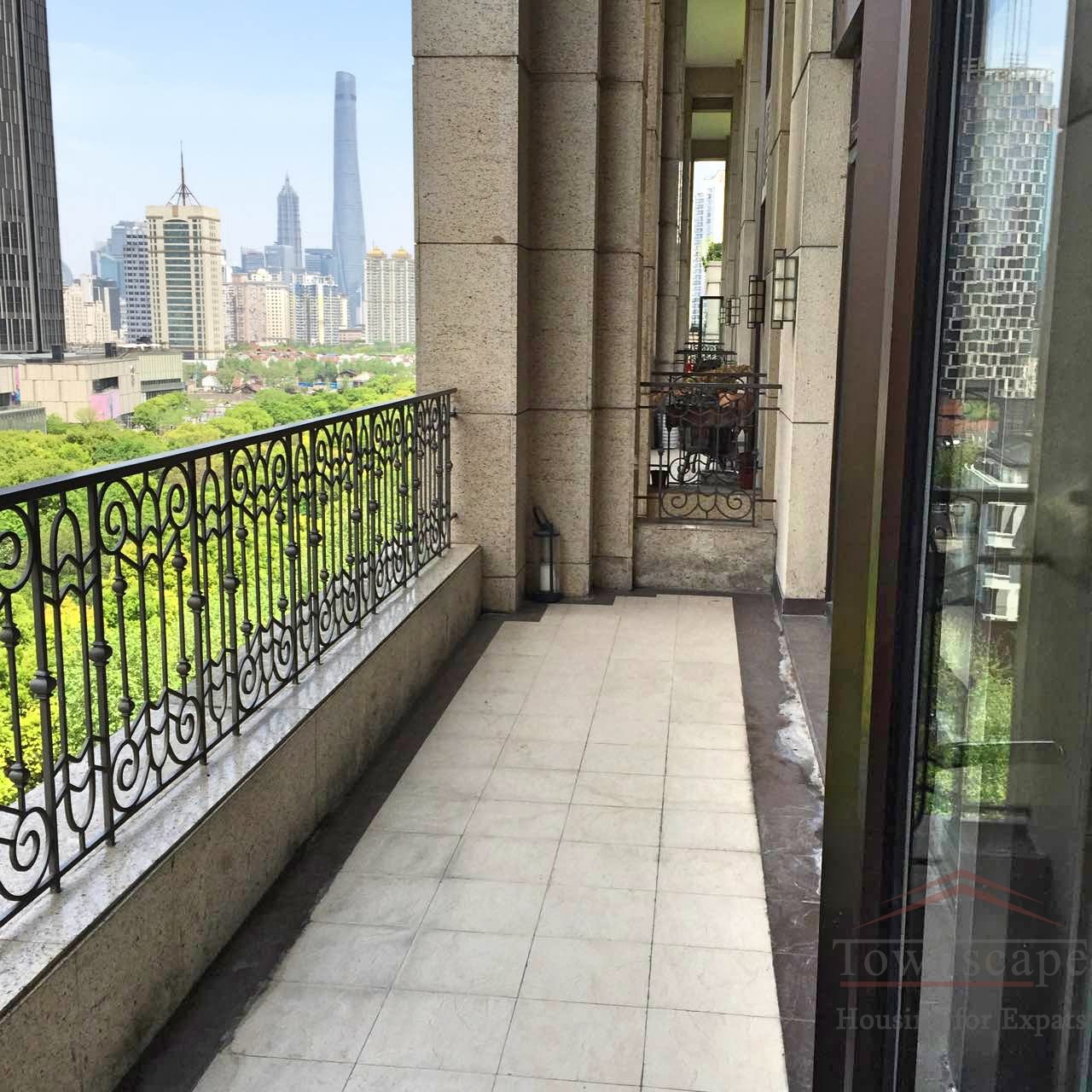 Shanghai luxury rentals Prestigious split-level triplex w/ 5BR in Lakeville Regency