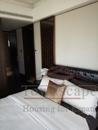 luxury real estate shanghai Exclusive 4br, 270sqm apartment with floor heating in Suhe Creek