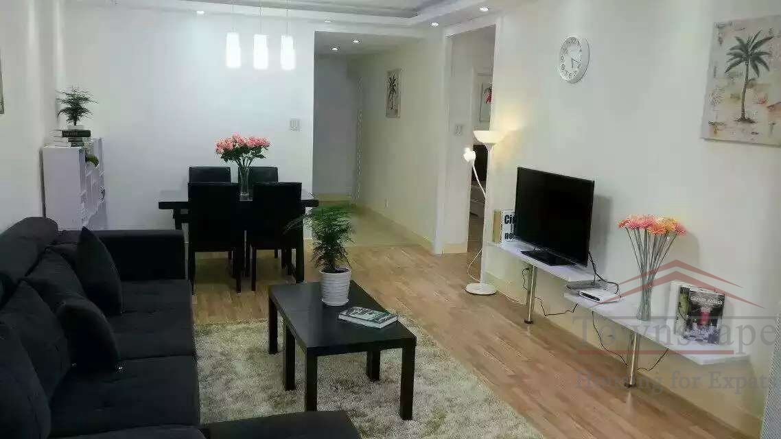Shanghai apartment rentals 3BR Apartment for rent in Xuhui between Indoor Stadium and Xujiahui