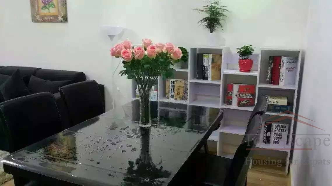 Shanghai apartment rentals 3BR Apartment for rent in Xuhui between Indoor Stadium and Xujiahui